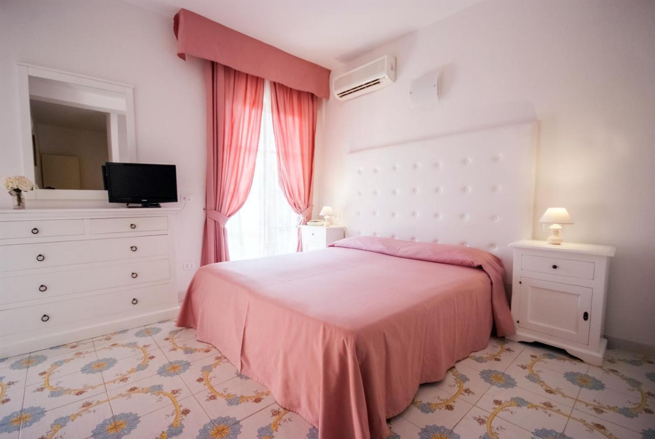 Hotel Residence Villa San Giovanni Portoferraio Buitenkant foto