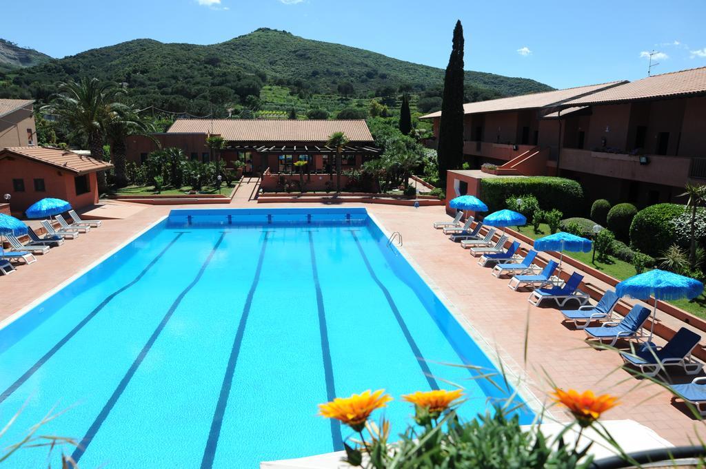 Hotel Residence Villa San Giovanni Portoferraio Buitenkant foto
