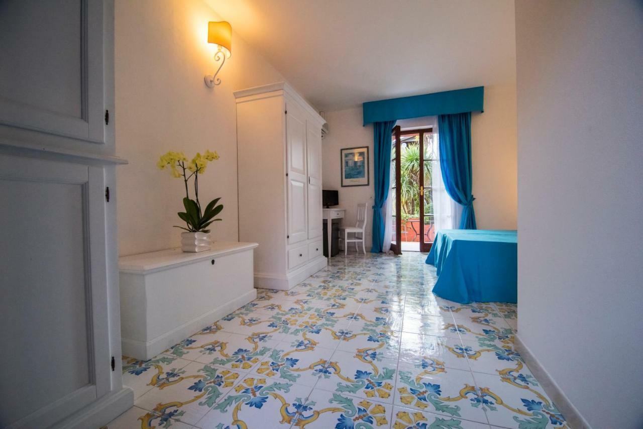 Hotel Residence Villa San Giovanni Portoferraio Buitenkant foto
